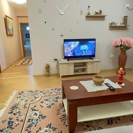 Urban Heaven Apartment